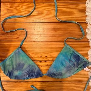 Victoria’s Secret triangle tie dye bikini top